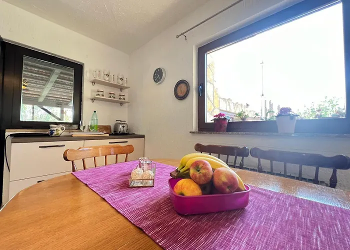 Peaceful Family House With Terrace And Garden In 아파트 *