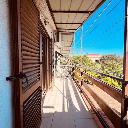 Apartment With Garden And Terrace Pula