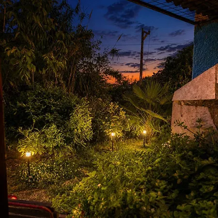 Peaceful Family House With Terrace And Garden In Apartment *